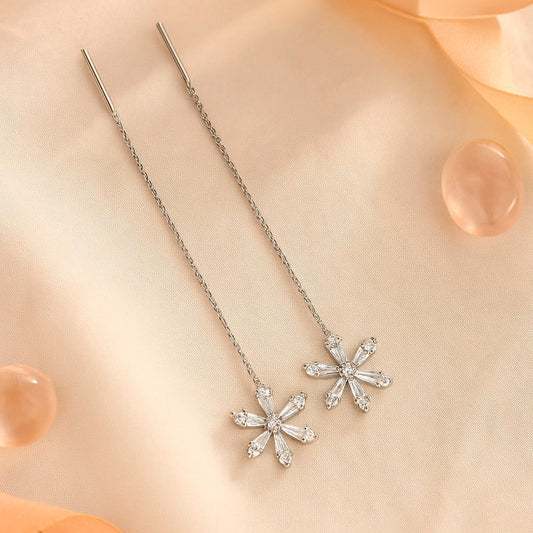 Cercei cu șurub din argint 925, formă de fulg de nea