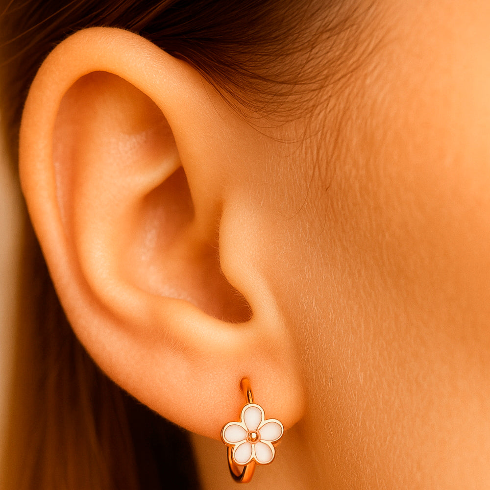 Cercei din argint 925, floare albă