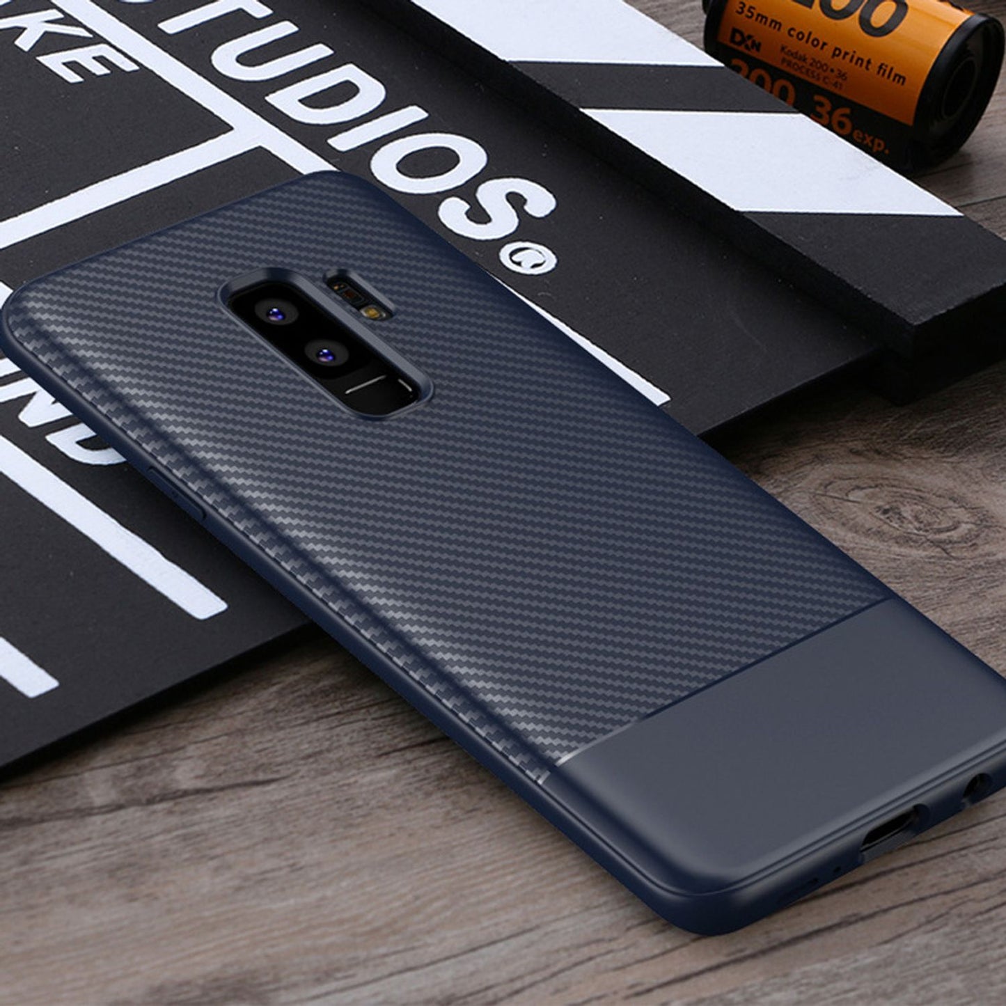 Samsung Galaxy S9 Plus Handy Hülle von NALIA, Silikon Case Cover Carbon Look