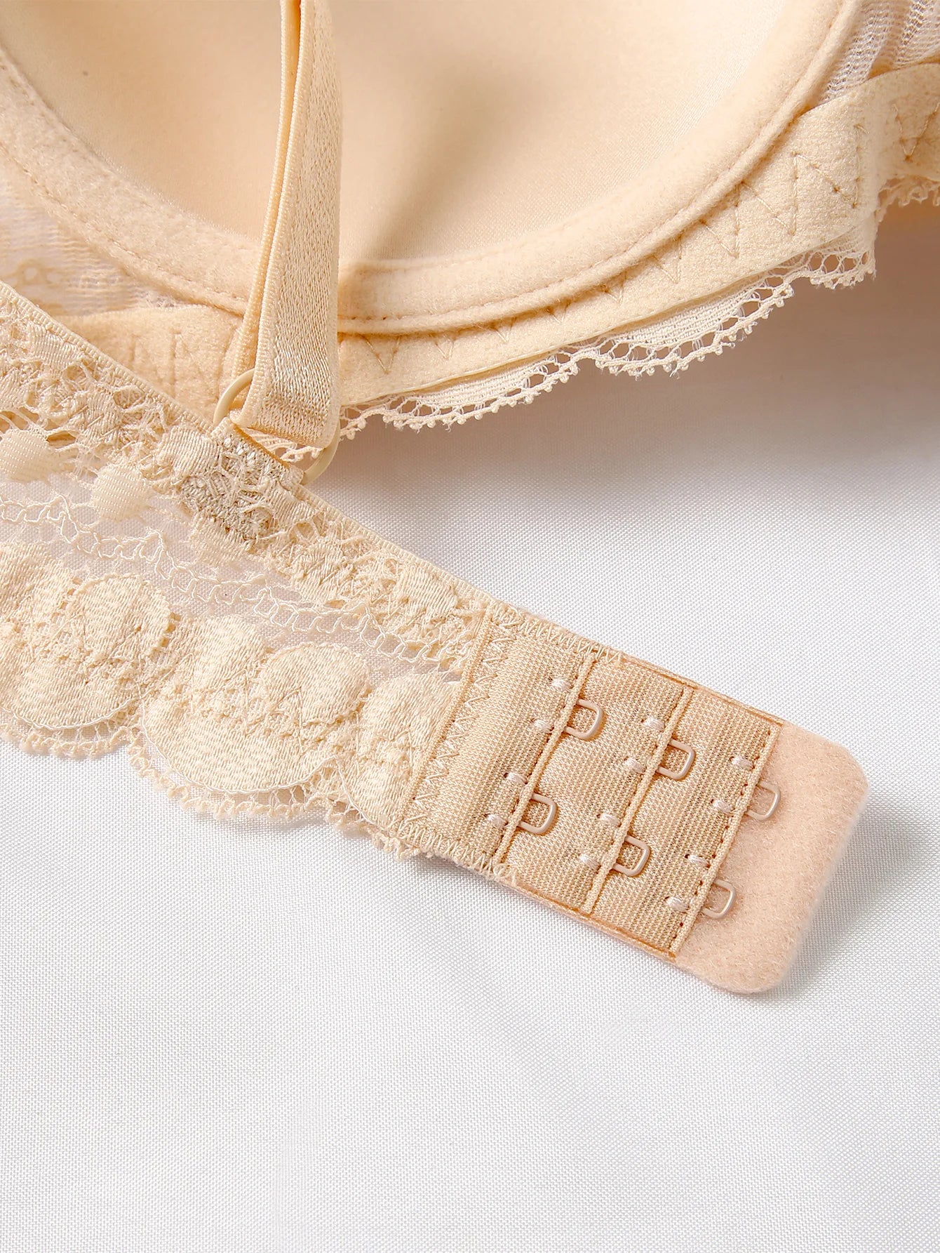 Women's elegant lace comfortable breathable lingerie underwire push-up  bra B C D cup bra in multiple colors to choose from