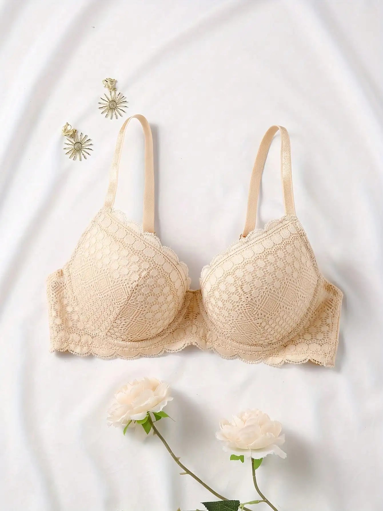 Women's sexy lace comfortable breathable lingerie underwire push-up bra B C D cup bra in multiple colors to choose from
