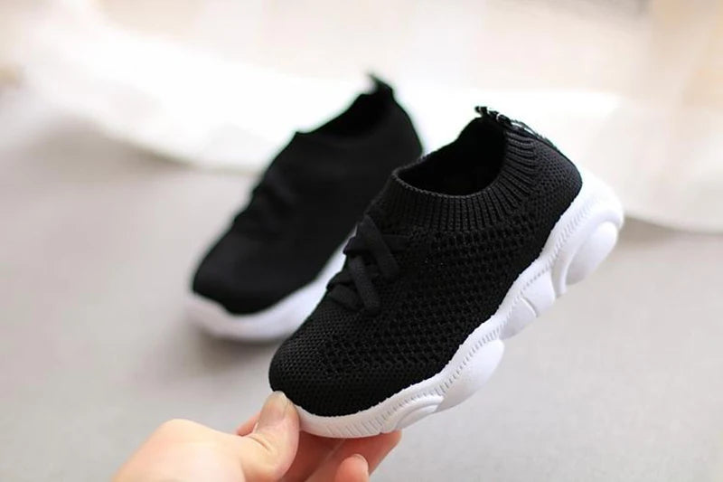 Kinder-Sneaker 2025: Non-Slip Soft-Sole - Spring Summer Collection