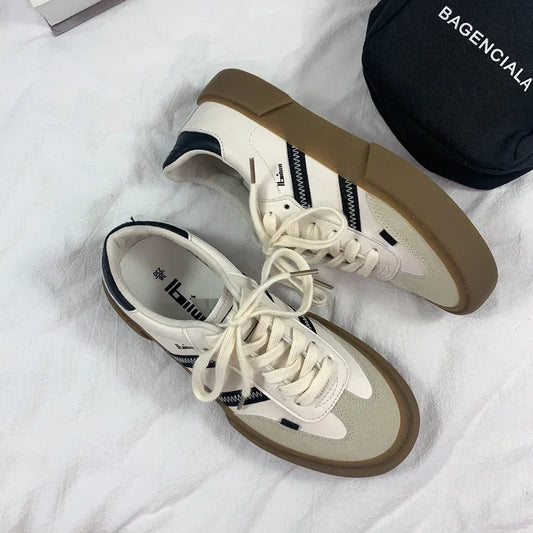 Couple shoes for woman classic sneakers women 2021 autumn new leather retro low cut lace -up casual plus size 44 women sneakers - Golden Bridge Store