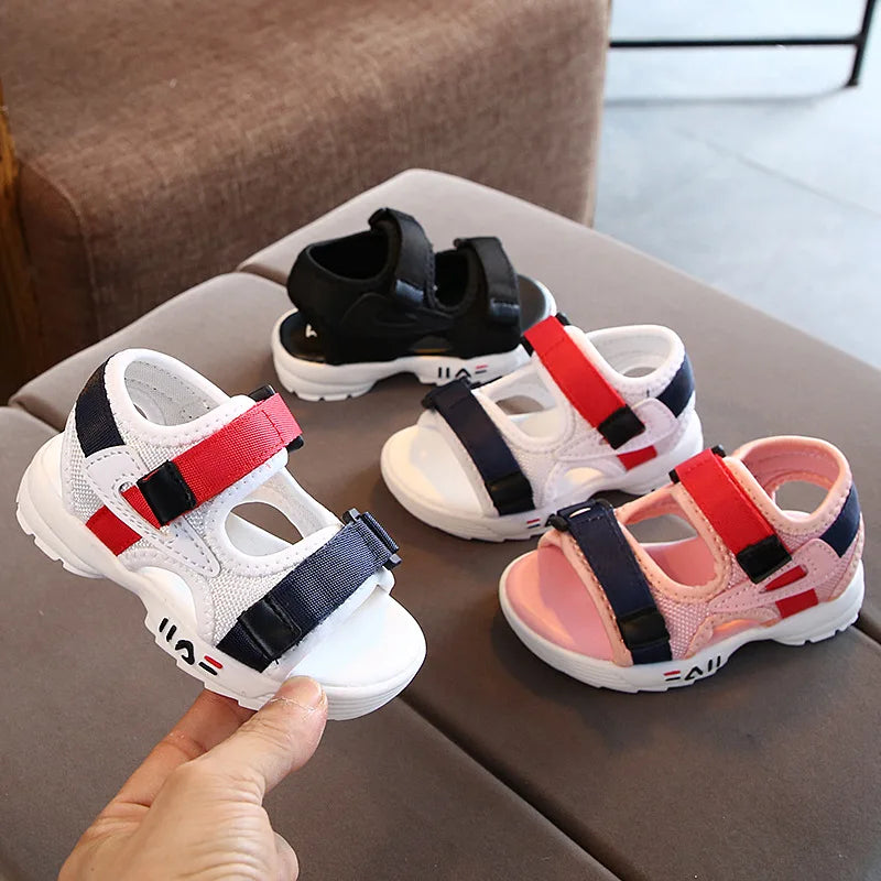 ZYCZWLC Kinder Sandalen Rutschfest - Größe 21-30 Klett