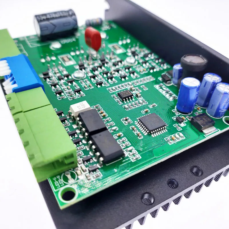 DM556 Digital Schrittmotor-Treiber 5,6A - 2-Phasen Controller für NEMA23/NEMA34