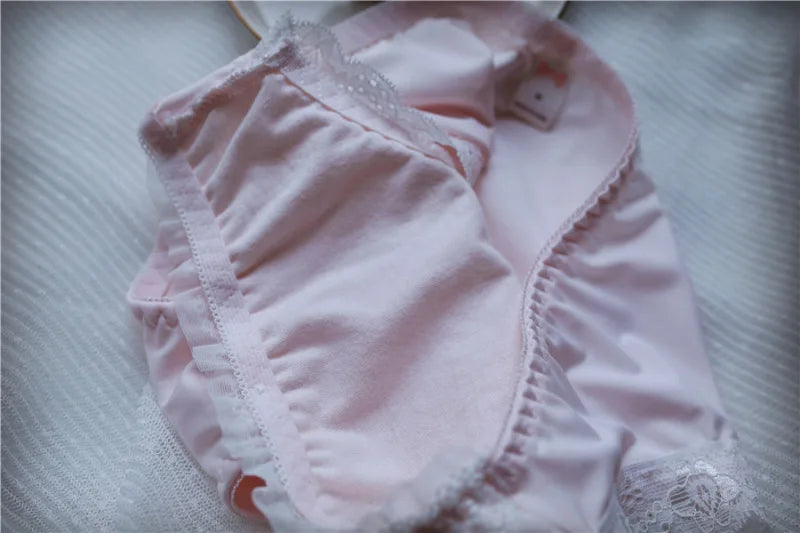 Flower Embroidery Milk Silk Panties Women elegant Lace Silky Smooth Seamless Female Underwear Cute Lovely Sweety Lingerie Breifs