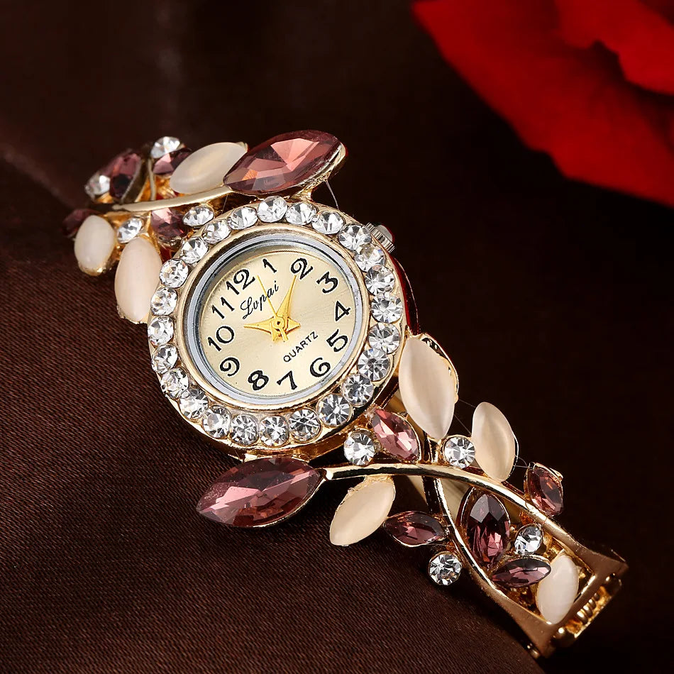 Damen-Uhr 2025: Fashion Women Watch Luxury - Rhinestone Metal Quartz Retro Flower Bangle Collection