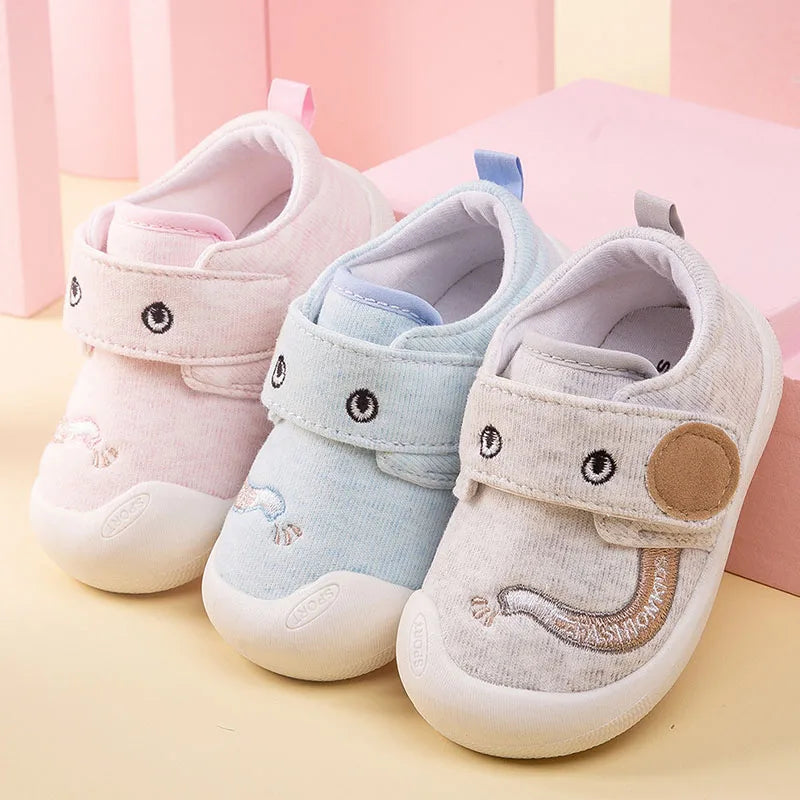 Frühling Herbst Baby Schuhe 2025 - Neugeborene Elefant Cartoon Erste Laufschuhe - Jungen Mädchen Rutschfest Weiche Sohle 0-1J