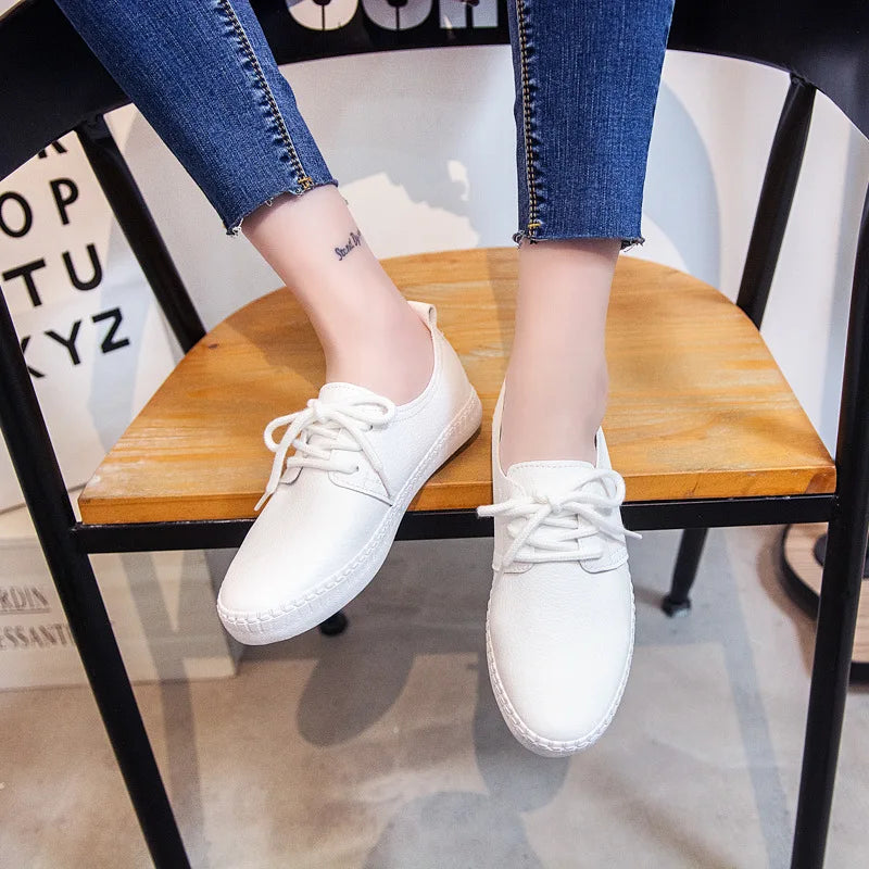 Women White Sneakers Solid Color Basic Style All Match Lady Shoes Flat Heel Soft Leather Lace Up Good Quality Girls Shoe Black