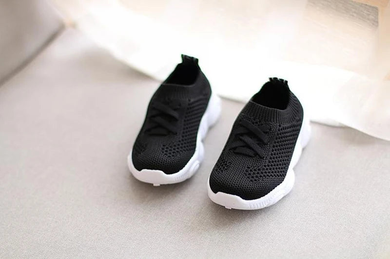 Kinder-Sneaker 2025: Non-Slip Soft-Sole - Spring Summer Collection