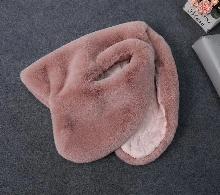 OLEKID Weste Faux-Fur - Größe 4-6Y, Baumwolle, Regular