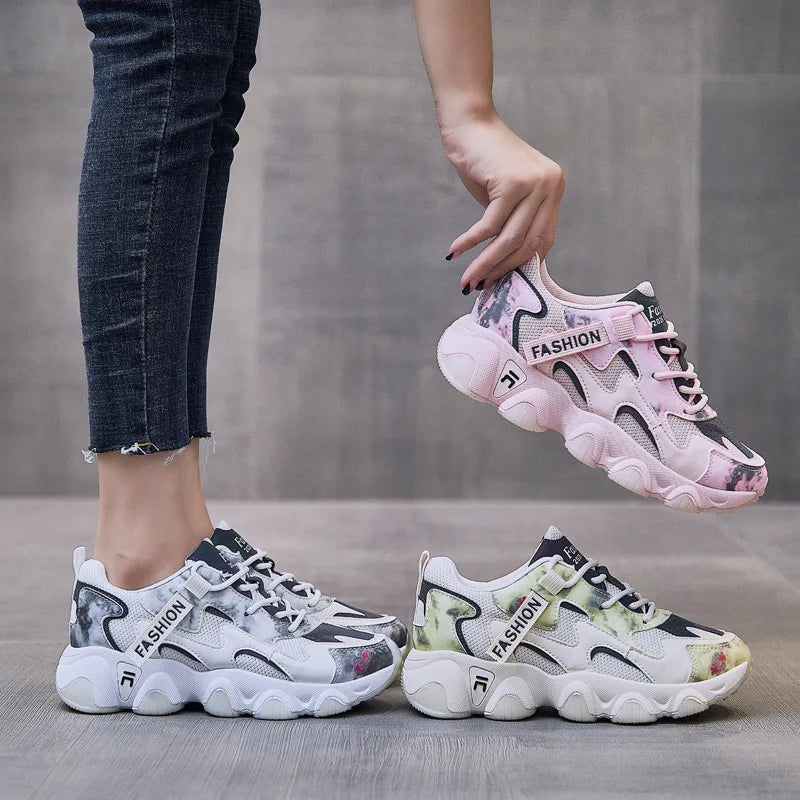 Shoes for Women Female Shoes Luminous New Female Student Platform Sneakers Female Street Shooting BF562