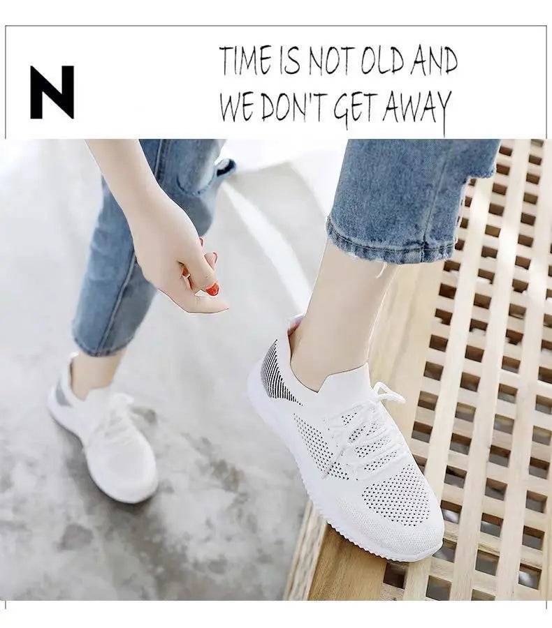 Women's Shoes 2021 Spring White New Breathable Sports Mesh Versatile Summer Hollow Walking Flying Woven No-slip Ladies Sneakers