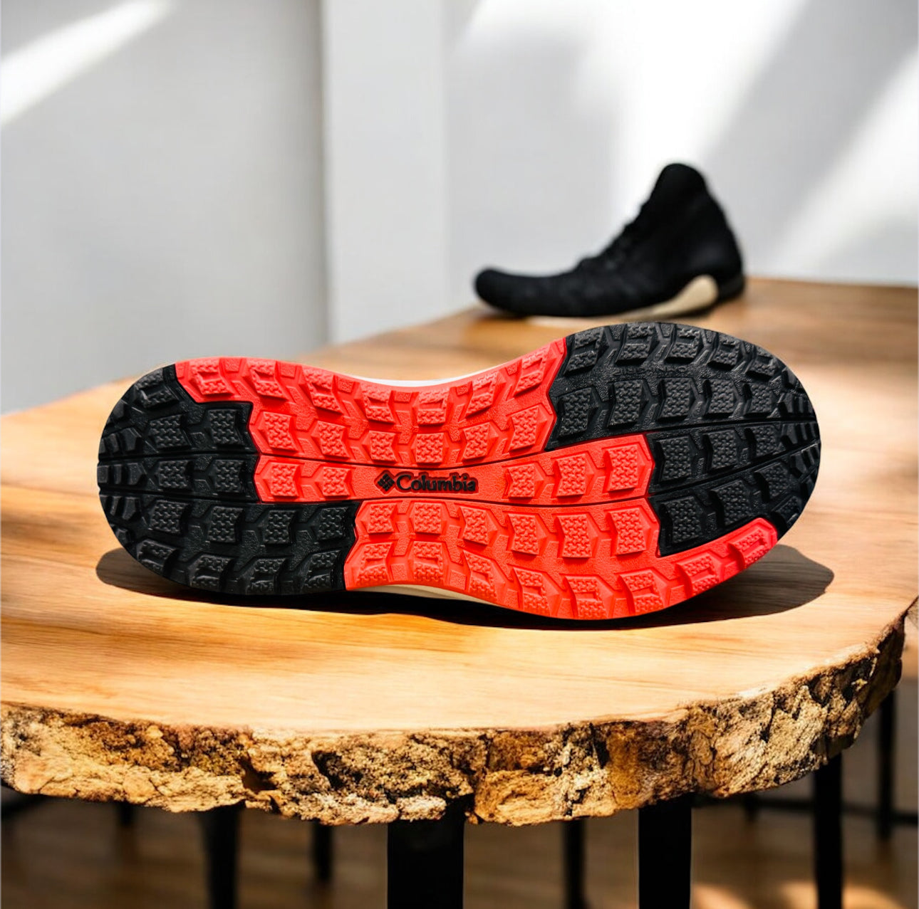 Columbia Pivot TM MID WP Damen Trekking / Wanderschuhe