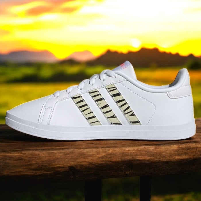 Pantofi sport Adidas Courtpoint