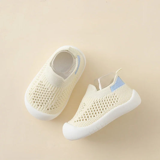 Luna Baby Weiche Sohle Mesh Atmungsaktiv - Rutschfest 22-24