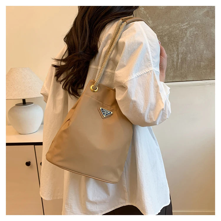 Simple Casual Versatile Women's Solid Color Nylon Cloth Single Shoulder Crossbody Bag Fashion Commuting Storage Bucket Bags