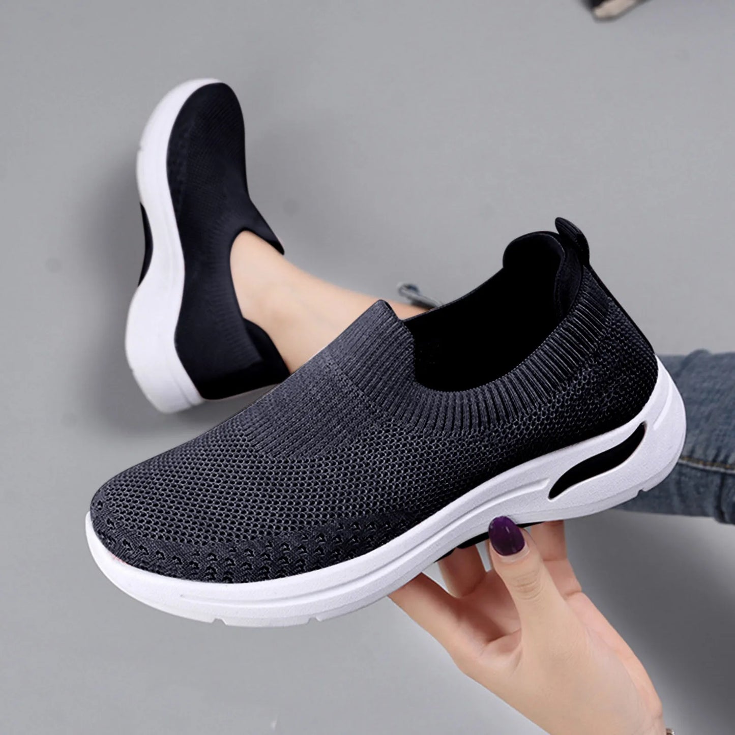 Women's New Summer Shoes Mesh Breathable Sneakers Light Slip on Flat Platform Casual Shoes Ladies Anti-slip Walking Woven Shoes