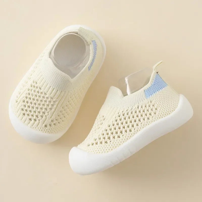 Bambino Mini Weiche Sohle - Rutschfest Größe 18-24
