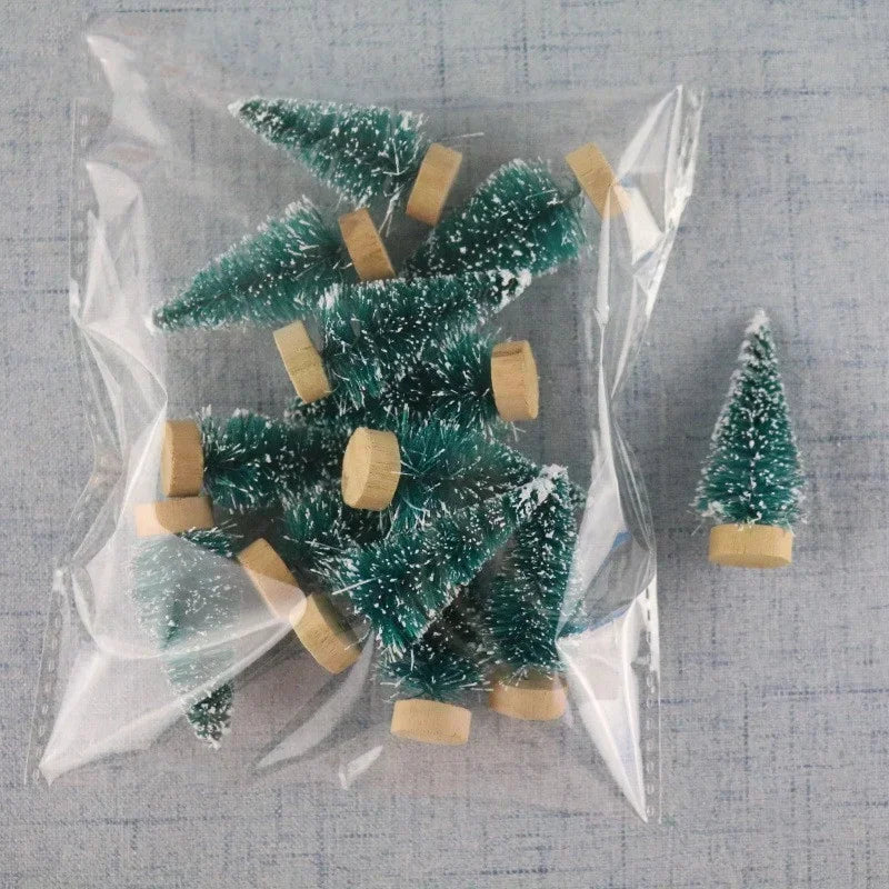 12Pcs Miniatur Weihnachtsbaum Resin Dekor - Größe Klein Stück 12