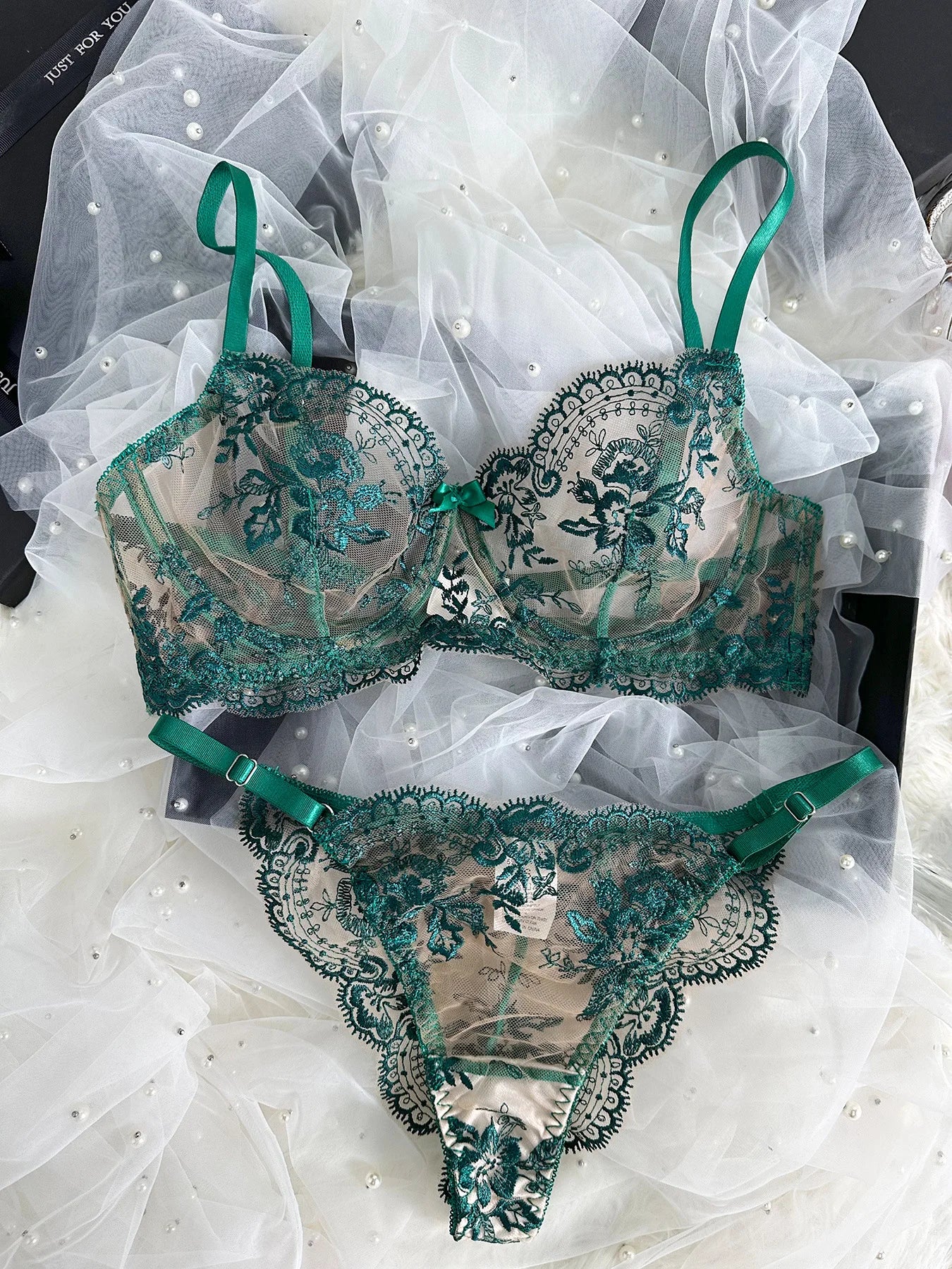 Echonight Fancy Lingerie Lace Embroidery Fairy Seamless Tulle Underwear See Through Exotic Sets Floral Beautiful Bilizna Set