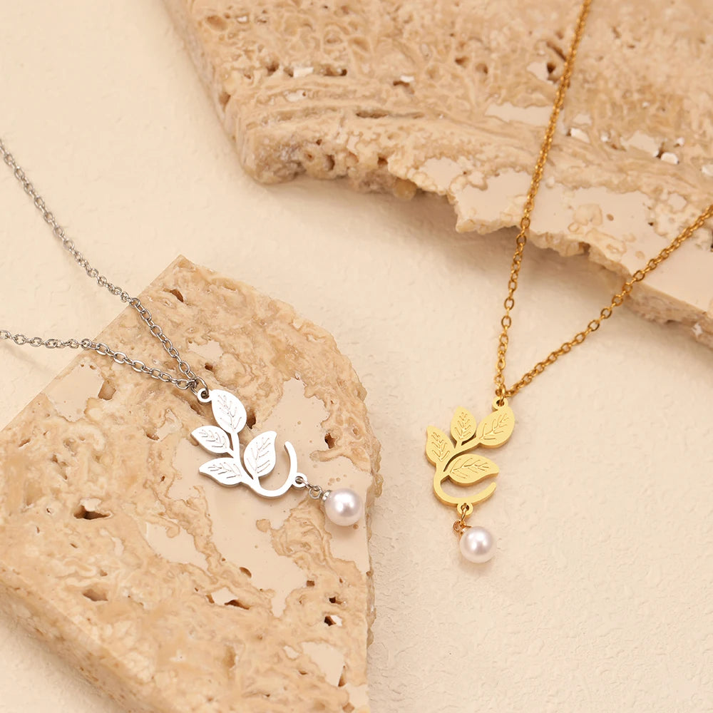 Stainless Steel Necklaces Retro Lrregular leaf Pendant White Imitation Pearl Light Luxury Necklace For Women Jewelry Party Gifts