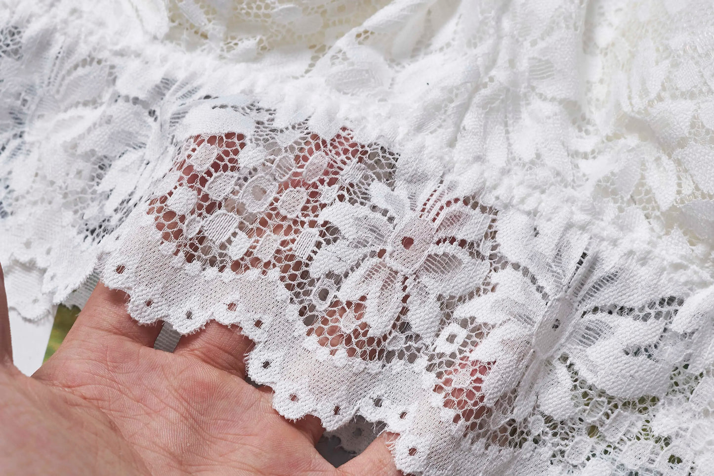 Women elegant Lace Bras Top Comfortable Bralette Solid Color elegant Underwear Vest Female Hollow Out Wireless Lingerie Seamless Bra