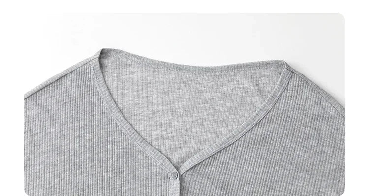 Belle V-Ausschnitt Strickjacke - M, Langarm, Leicht