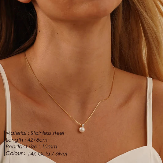 eManco Stainless Steel Gold Plated Imitation Pearl Pendant Short Zirconia Necklace Women's Accessories Wholesale