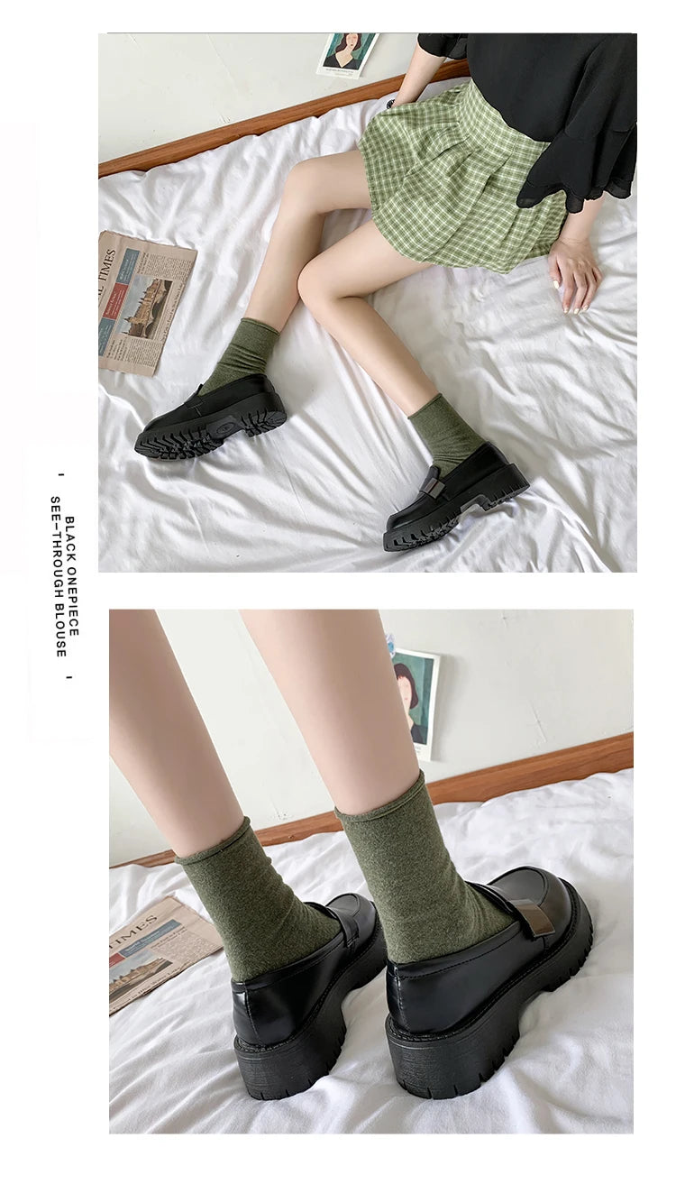 Womens Derby Shoes Black Flats British Style Casual Female Sneakers Ladies' Footwear Shallow Mouth Loafers With Fur Soft 2022