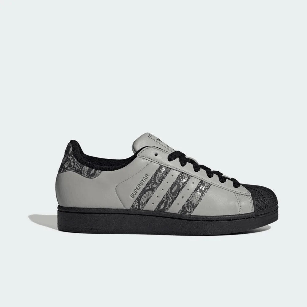 Adidas Originals Superstar IIENERGY Energy-Technologie - Gr. Normal Passform - Obermaterial Polyester - Sohle Gummi
