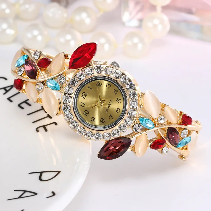 Vintage Strass Blumen Damen Uhren - Luxus Weiblich Armband Uhr Stahlband - Mode Quarz Damen Uhr Geschenk