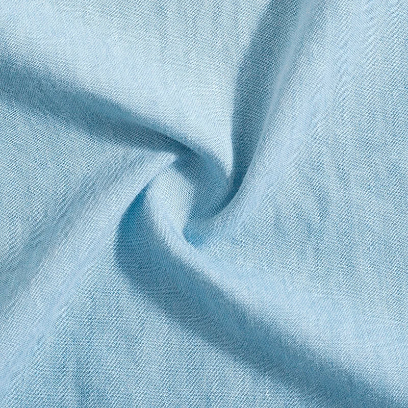 Cămașă de toamnă din denim pentru femei - Albastru deschis, cu mânecă lungă, cu buzunare regulate