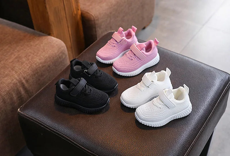 Kinder Schuhe 2025 - Frühling Sommer Kids Sneakers - Weich Atmungsaktiv Mesh Jungen Mädchen Schule Outdoor Sport