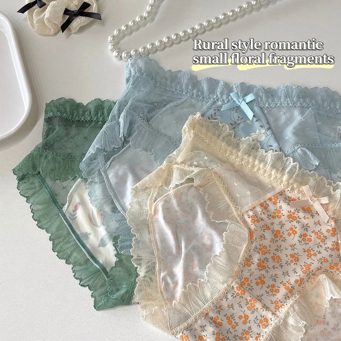 Floral Lace Women's Panties Middle Waist Plus Size Fashion Ice Silk Briefs Quick-drying Cotton Crotch Underpants Female Lingerie