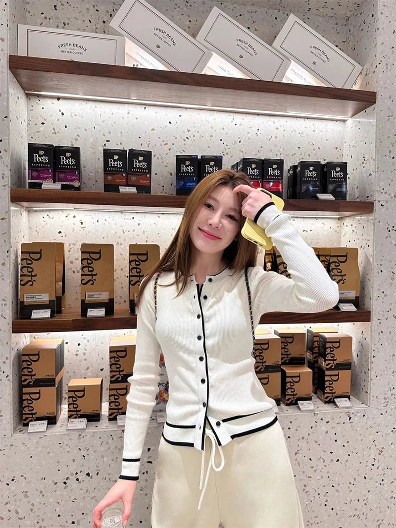 Cardigan tricotat cu model patchwork ZOKICN - mânecă lungă subțire, alb, mărimea M, greutate 120-220 g/m²