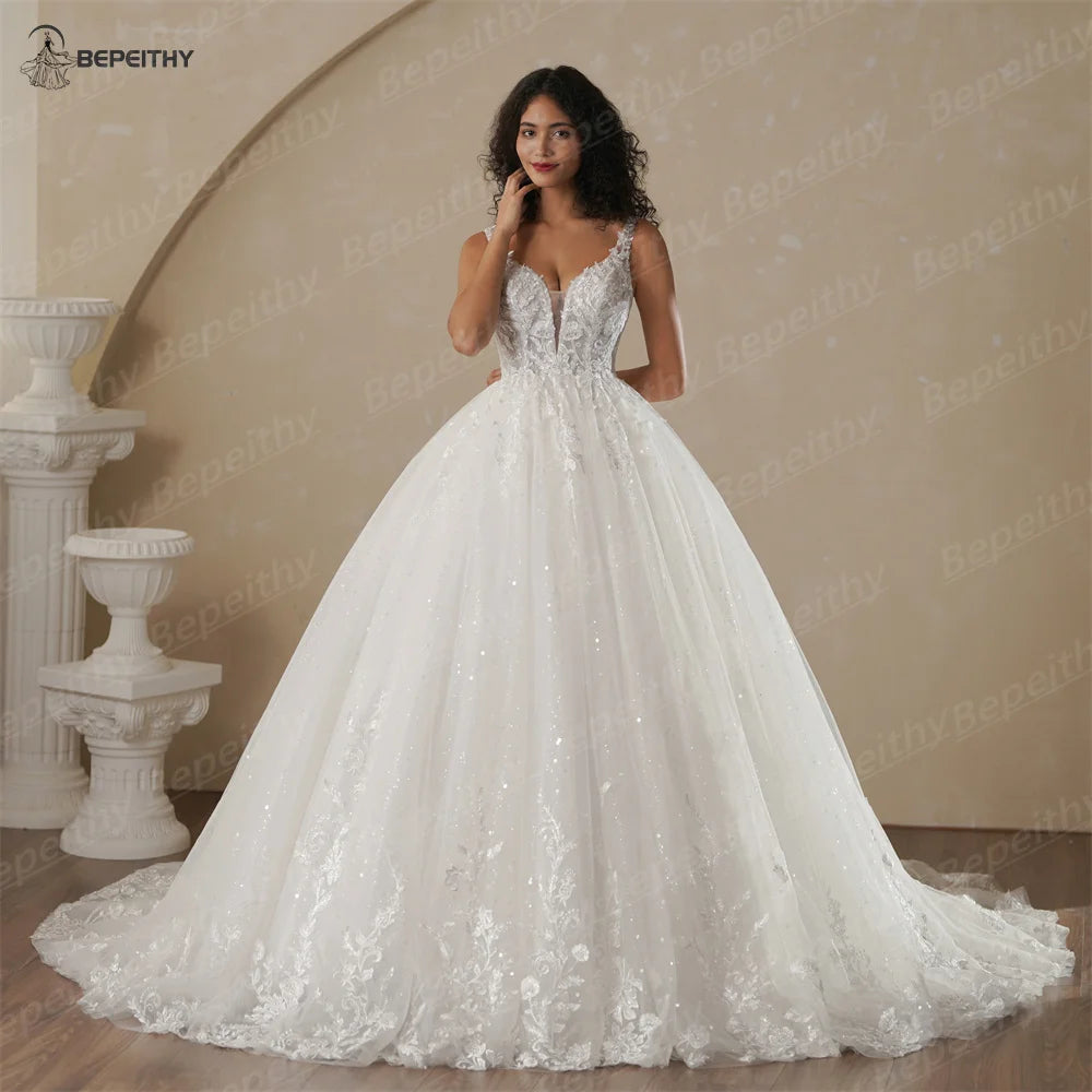 BEPEITHY V-Ausschnitt Brautkleid - Ärmellos Elfenbein Gr S M