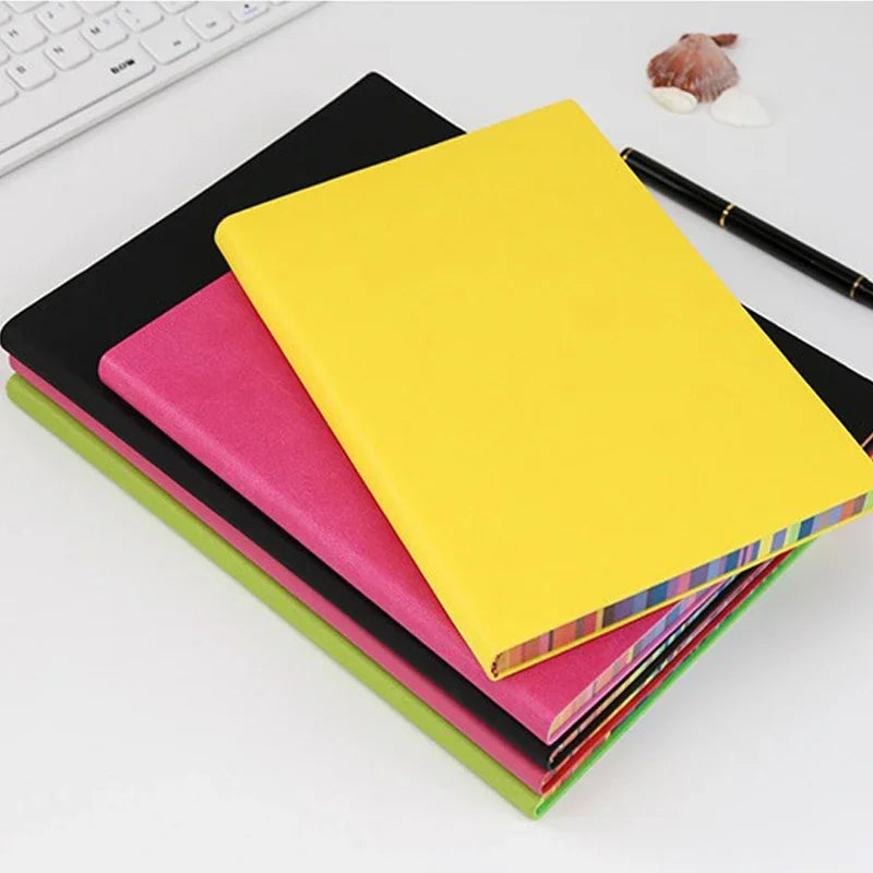 Cute Notebook 2025 - 200 Seiten A5/A6 PU Leder Rainbow Color Edge Schule Tagebuch