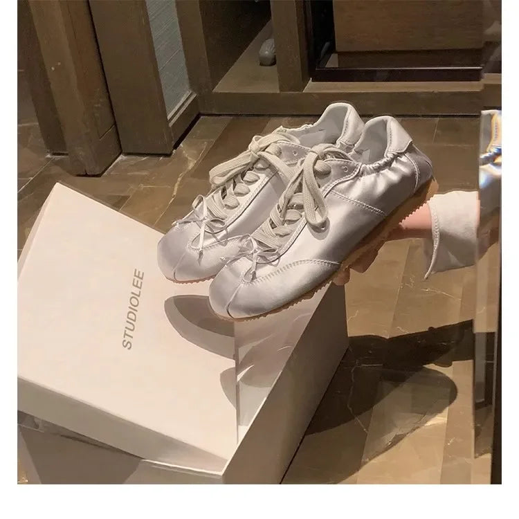 Comemore 2025 Neu Sommer Damen Ballet Stil Süß Mädchen Sport Board Schuhe Mode Satin Schleife Freizeit Flats Damen Komfortabel