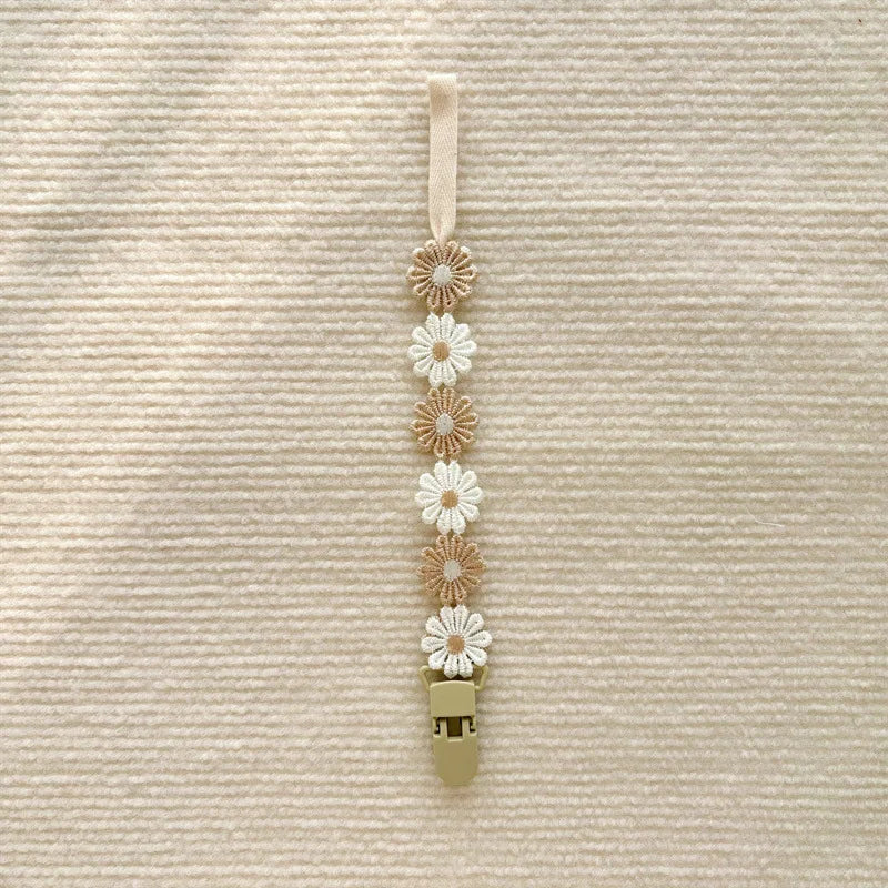 Little Daisy Baby Pacifier Clips Pacifier Chain Nipple Bracket Holder for Nipples Toddler Girl Baby Shower Gift Baby Accessories