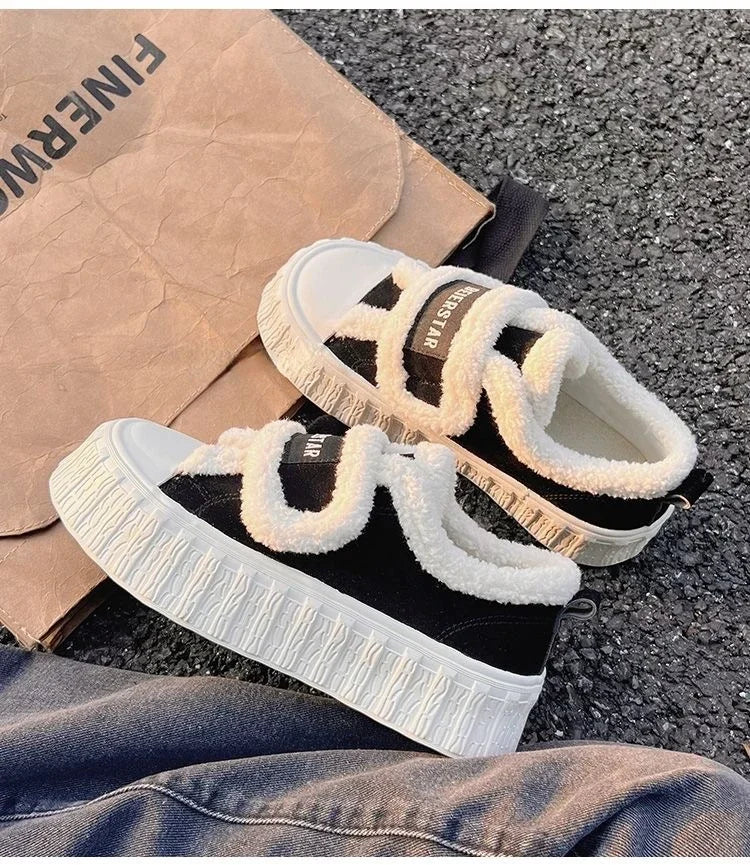 Winter Women Breathable Warm Sneakers White Wool Shoes Thick Heel Plaid Sneakers Casual Running Platform Lolita Shell Shoes