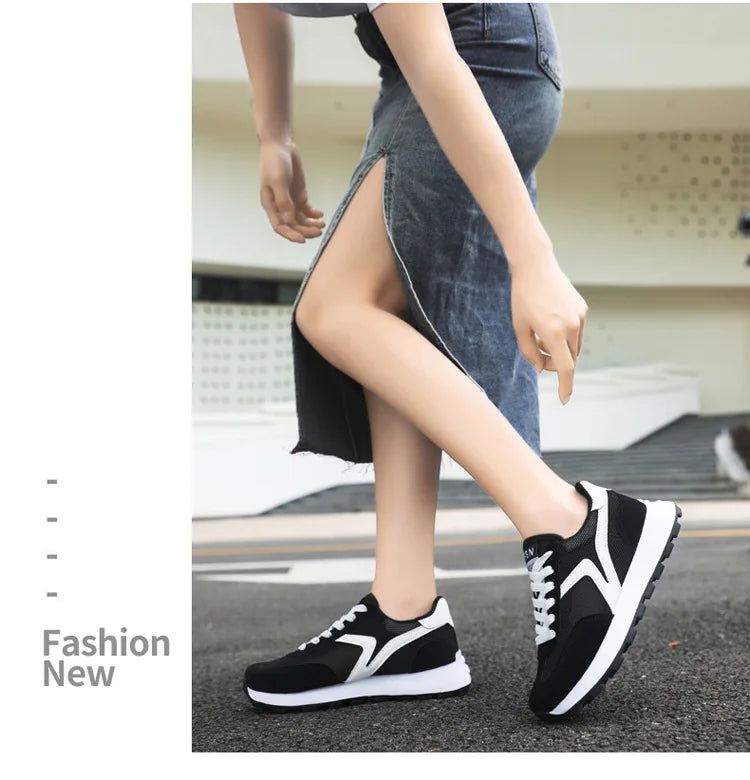 New Women's Sneakers Fashion Breathable Unisex Casual Shoes Lightweight Lace-Up Running Shoes Outdoor Platform Tennis Shoes Male