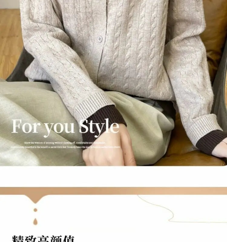 CN Fujian Zweiteiliger Strickcardigan - Größe L Polyester Knopf