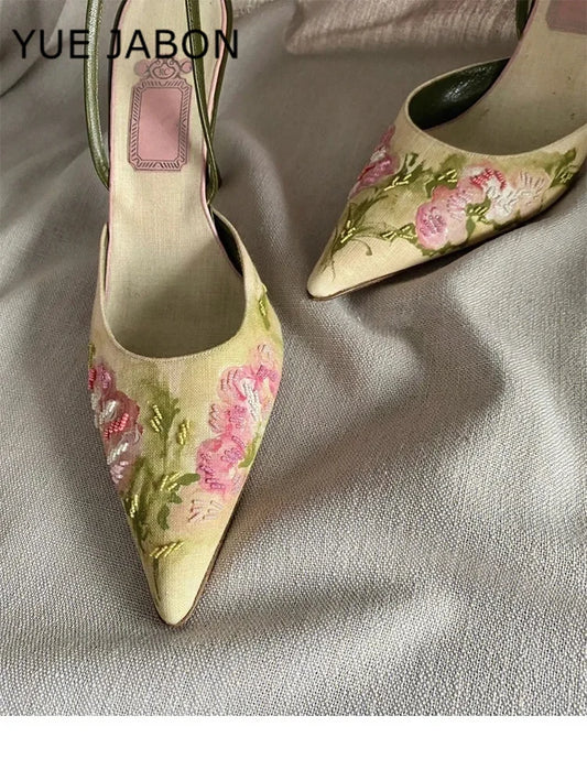 Luna Milano Spitzbestickt Pumps - Hoher Absatz 7cm Stiletto