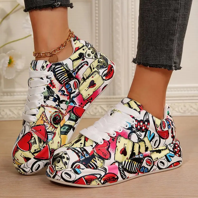 Women Sneakers Thick-soled Increased Women Sneakers New Hand-painted Graffiti White Women Shoes Outdoor Casual Shoes Plus Size