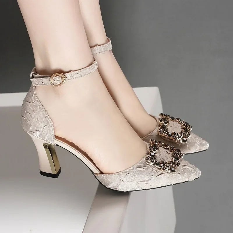 High Heel Schuhe für Frauen 2025 Frühling Neu Bling Schnalle Spitze Zehe Dünne Absätze Damen Schuhe Elegante Kleid Hochzeit Pumps Absatzschuhe