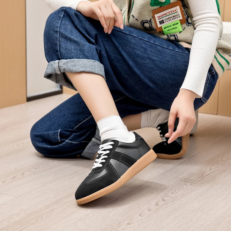 Winter Sneakers Women Genuine Leather Women German Training Shoes Non-slip Sneakers For Women Large Size Velvet Sneakers Female