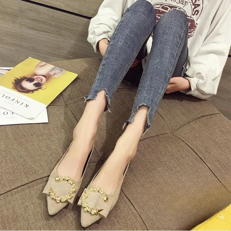 elegant and Elegant Black Pointed Low Heel Shoes for Women 2024 New Autumn Fashion Shallow Slip-on Comfortable Casual Flat Shoes