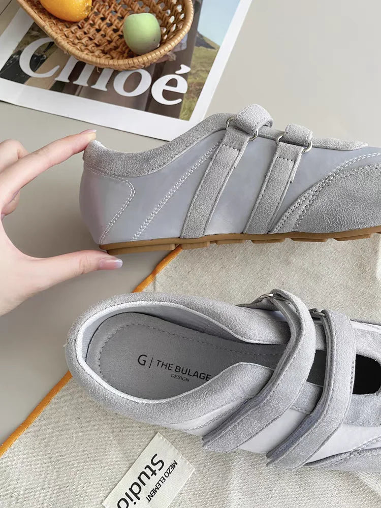 Women Flats Sneakers Designer Casual Shoes Running Sport Shoes 2025 Fashion New Brand Walking Comfort Spring Mujer De Zapatillas
