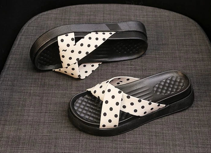 Damen Pantoletten und Sandalen - Strand Höhe Schwarze Schuhe - Günstig Premium Rutschfest Casual Slides Designer Luxus